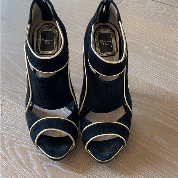 Christian Dior shoes - Picture 1 of 5
